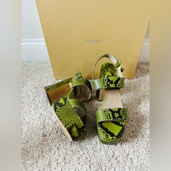 Michael Kors Collection Blair Genuine Python Snake Leather Size 41 - Picture 5 of 7